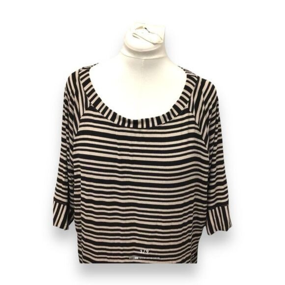 Cato Women’s Half Sleeve Scoop Neck Stripe Knit Tunic, Black/Tan, size 22/24W - Picture 2 of 8